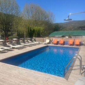 Espace détente La Binbinette : piscine ouverte tous les jours