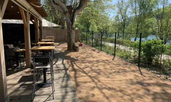Un terrain de pétanque vous attend à la Binbinette